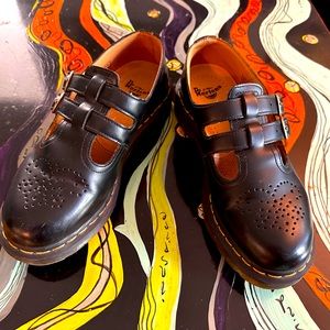 Doc Marten’s Mary Jane Shoes